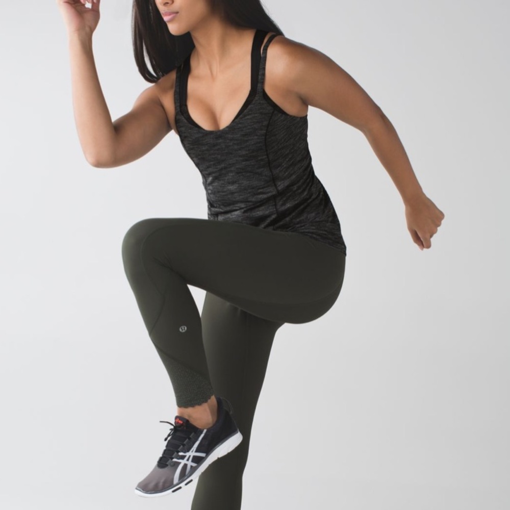 Lululemon Women's Heathered Black Run for Gold Tank Top - Built in Bra